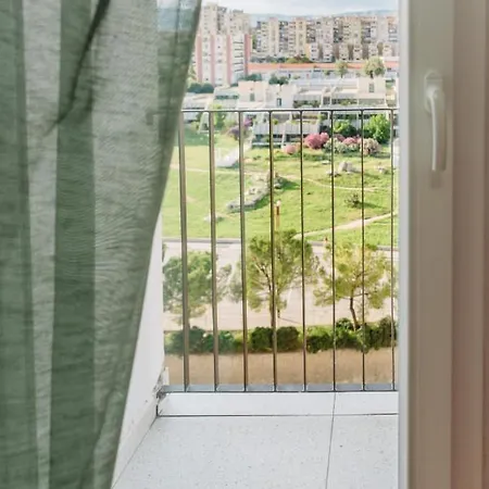 Greenview سبليت